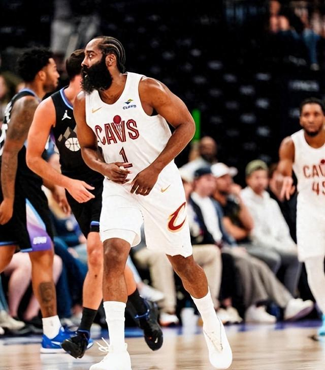 哈登14助攻+米切尔34分 骑士力克爵士迎五连胜