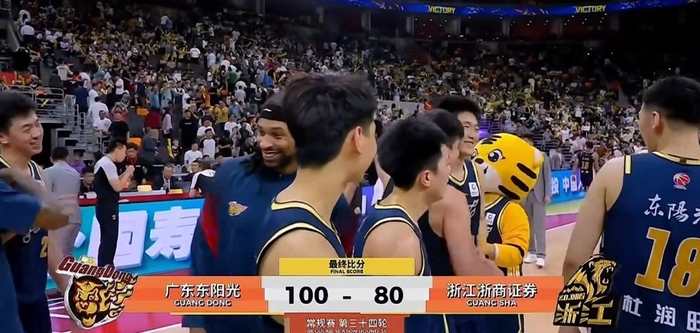 广东男篮力克广厦年轻球员成长引关注
