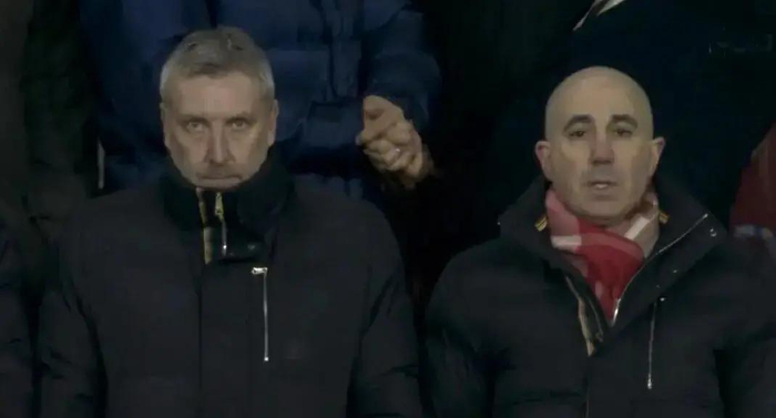 曼联更衣室多数支持卡里克 管理层权衡换帅决策